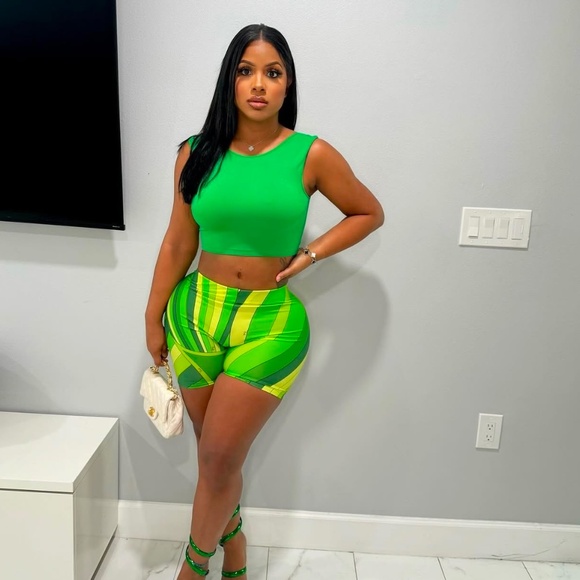 Emilio Pucci Pants - Green Emilio Pucci shorts